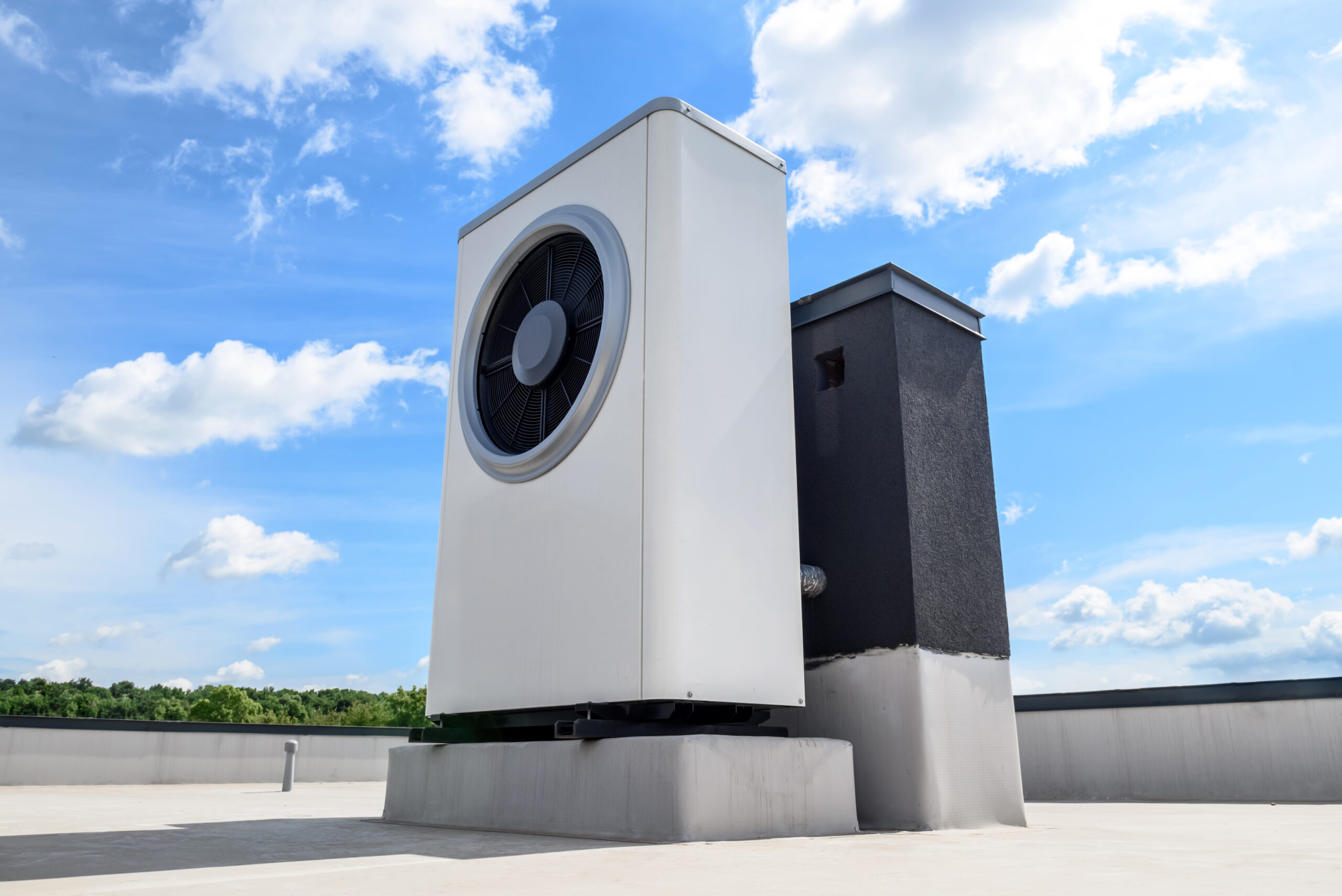 Wärmepumpe auf Dach in Leipzig